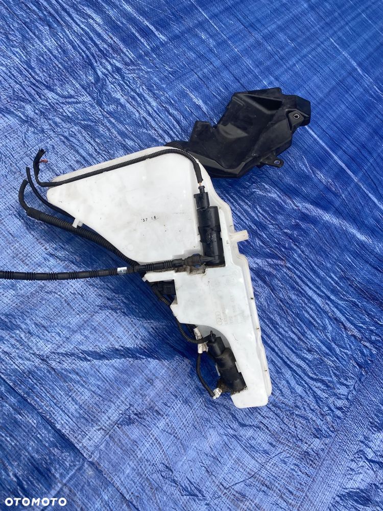 ZBIORNIK ZBIORNICZEK PŁYNU SPRYSKIWACZY POMPKA KOMPLET AUDI A6 C7 A7 4G 4G8955451  4G1955462A - 4