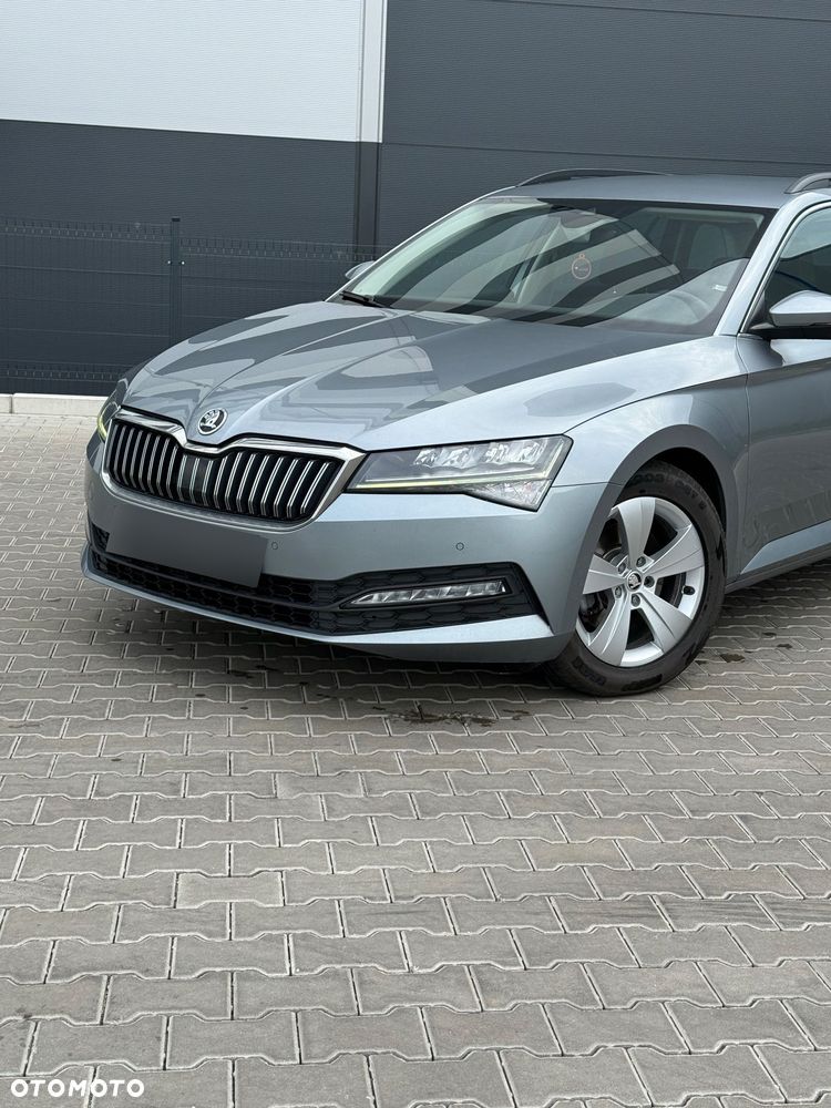 Skoda Superb 2.0 TDI DSG Ambition - 7