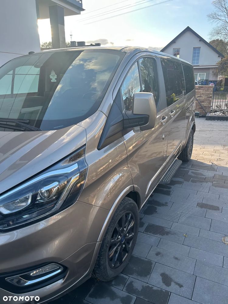 Ford Tourneo Custom - 3