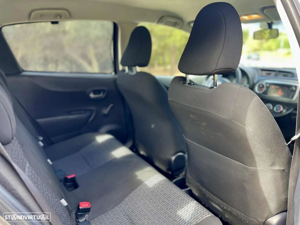 Toyota Yaris 1.0 VVT-i Comfort+Navi - 12