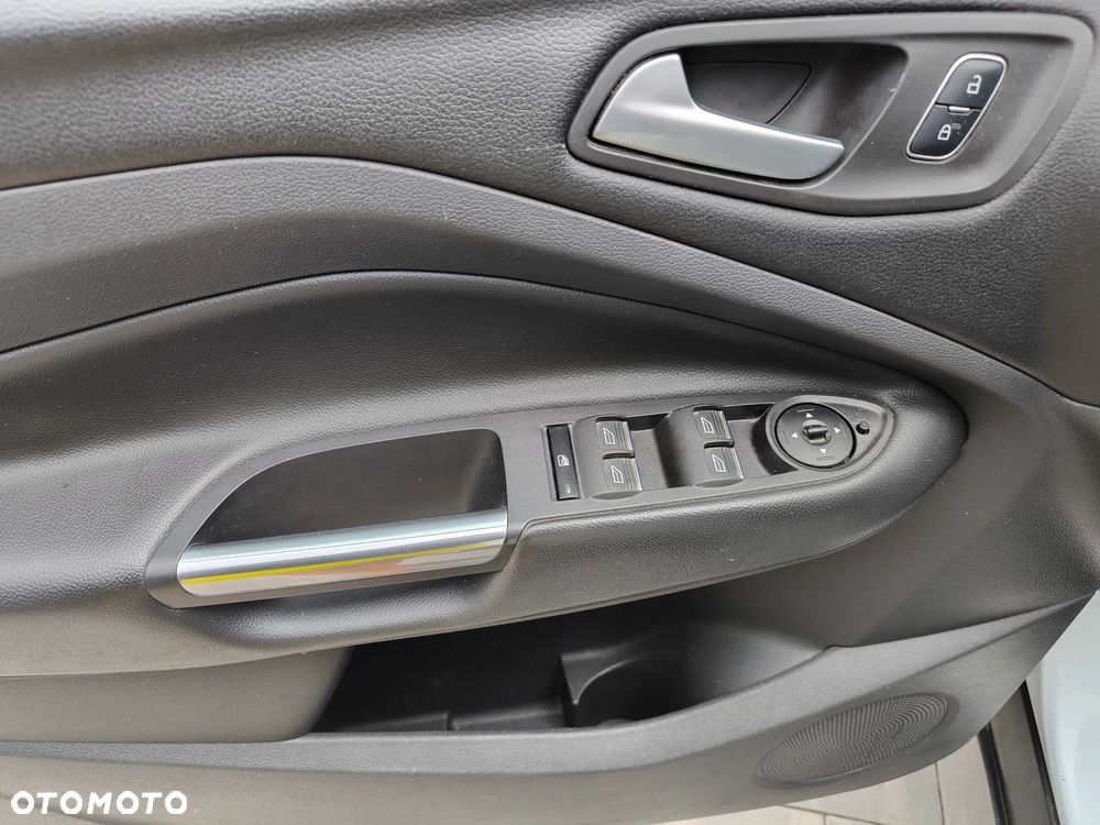 Ford Kuga 1.5 EcoBoost FWD Titanium ASS GPF - 20