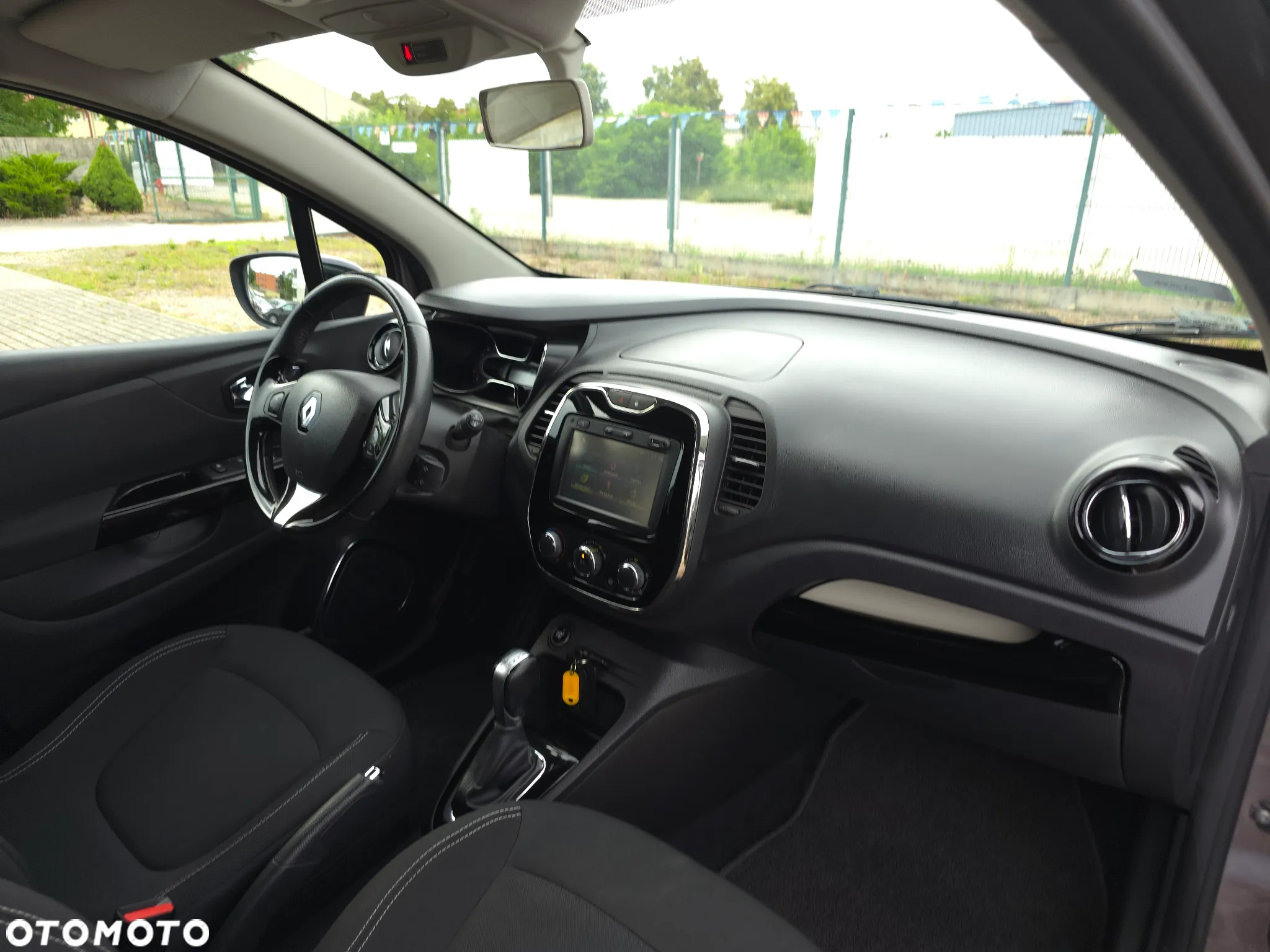 Renault Captur 1.2 Energy TCe Limited EDC - 14