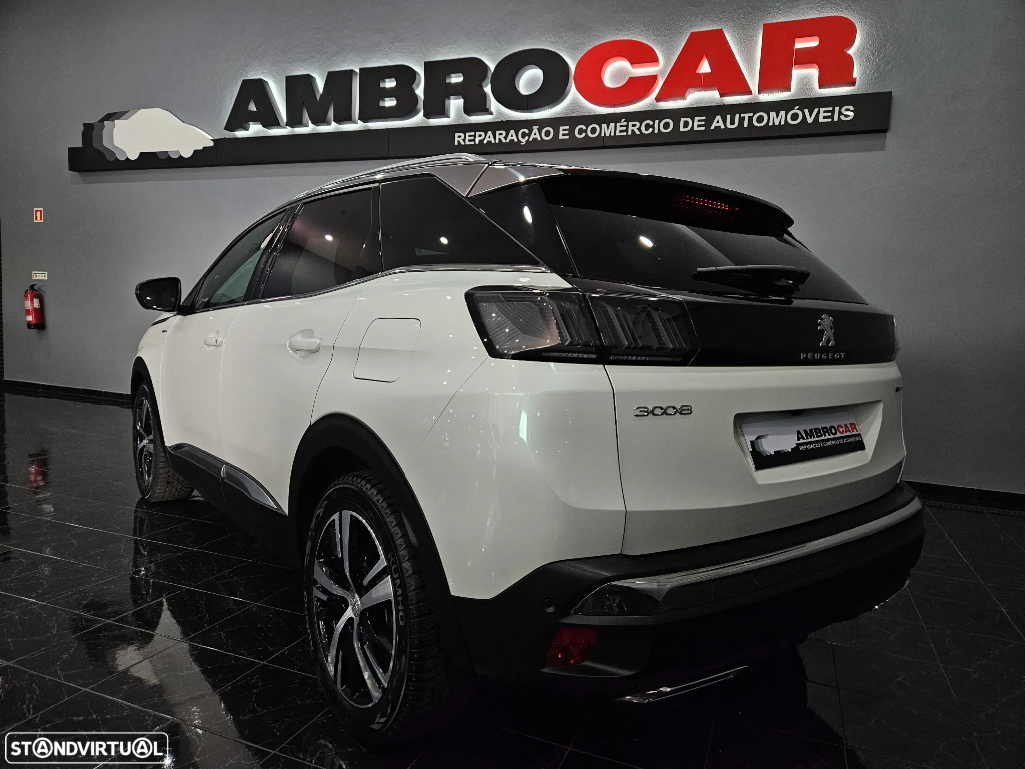 Peugeot 3008 Hybrid 225 e-EAT8 GT - 5