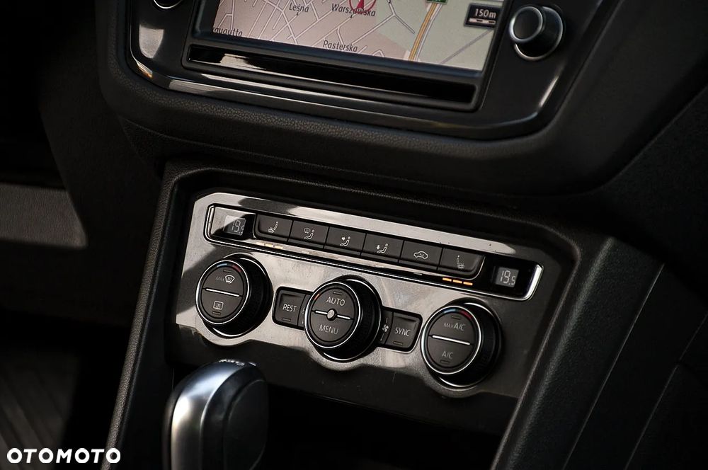 Volkswagen Tiguan 2.0 TSI 4Mot R-Style DSG - 37