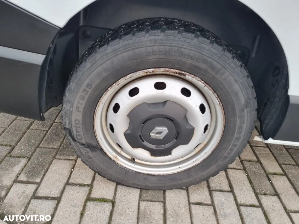 Renault Trafic FURGON - 16