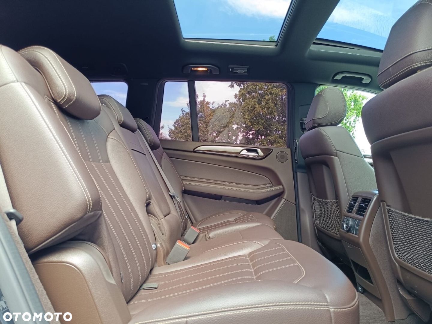 Mercedes-Benz GLS - 35