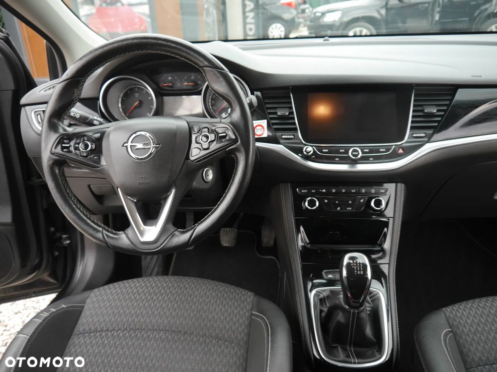 Opel Astra 1.4 Turbo Business - 8