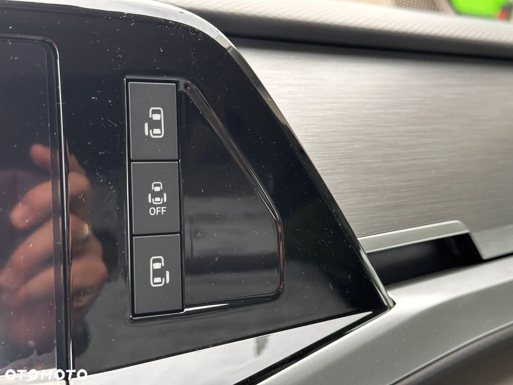 Volkswagen Multivan 1.5 eHybrid PHEV 4Motion L2 Life DSG - 15