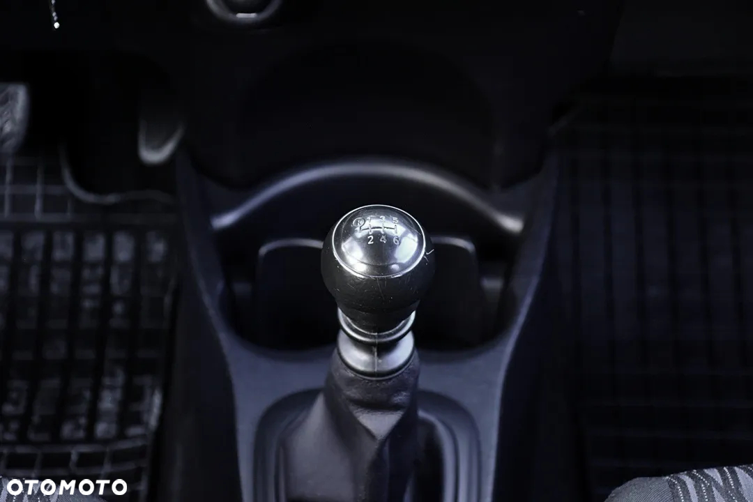 Toyota Yaris 1.33 Life - 22