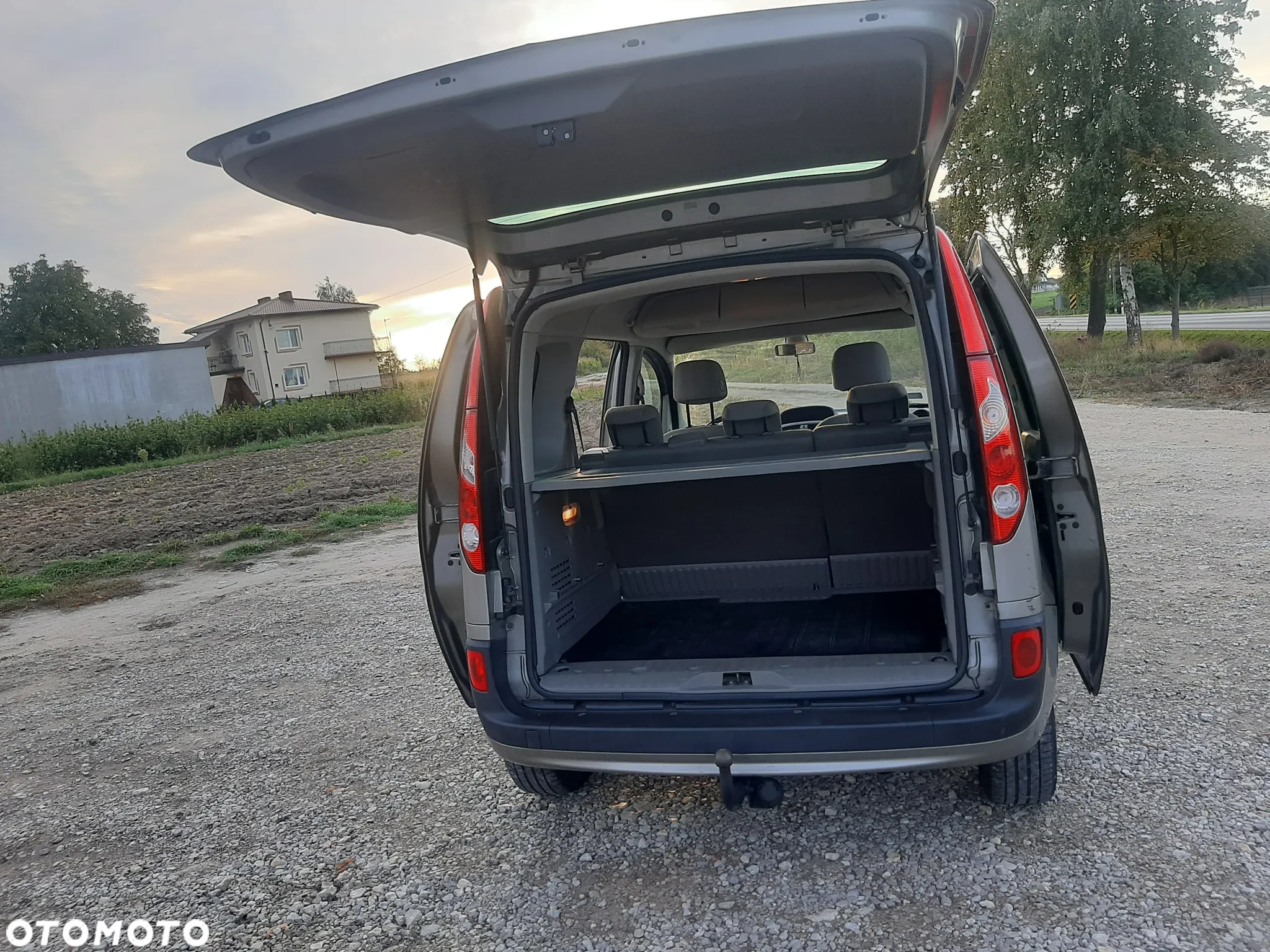 Renault Kangoo 1.6 16V 105 Expression - 2