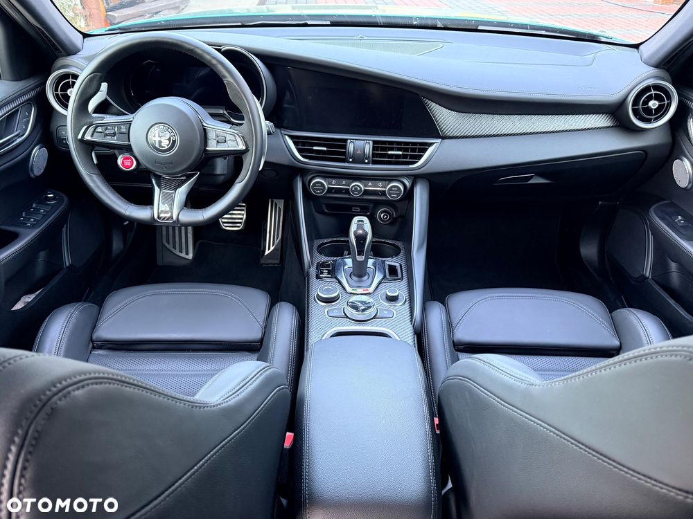 Alfa Romeo Giulia 2.9 Bi Turbo V6 Quadrifoglio - 13