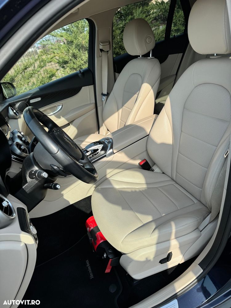 Mercedes-Benz GLC 220 d 4MATIC - 4