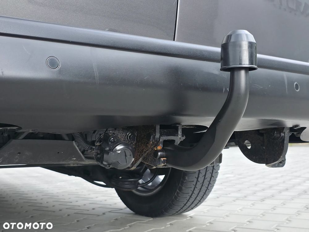 Peugeot EXPERT 2.0 HDI 177 KM AUTOMAT IZOTERMA KRAJOWY BEZWYPADKOWY I WŁAŚCICIEL DRZWI PRZESUWNE Z DWÓCH STRON - 39