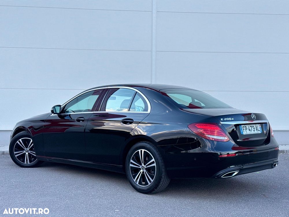 Mercedes-Benz E 200 d 9G-TRONIC Sportstyle Edition - 22