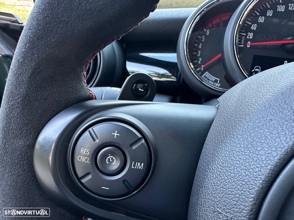 MINI 3 Portas John Cooper Works Auto Desportiva - 18