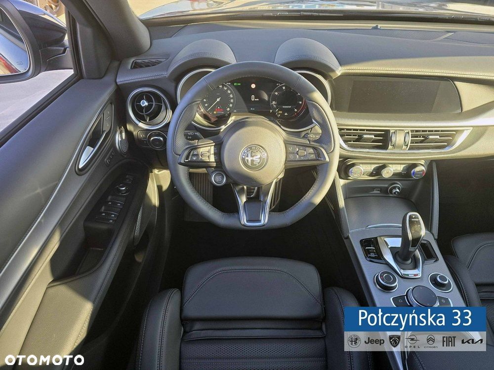 Alfa Romeo Stelvio - 20