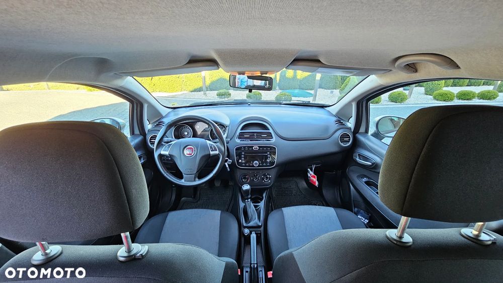 Fiat Punto 1.2 Young - 15