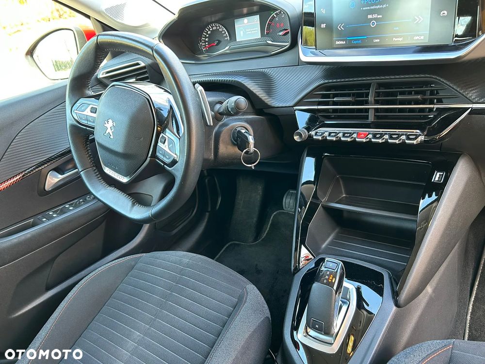 Peugeot 208 1.2 PureTech Allure S&S EAT8 - 12