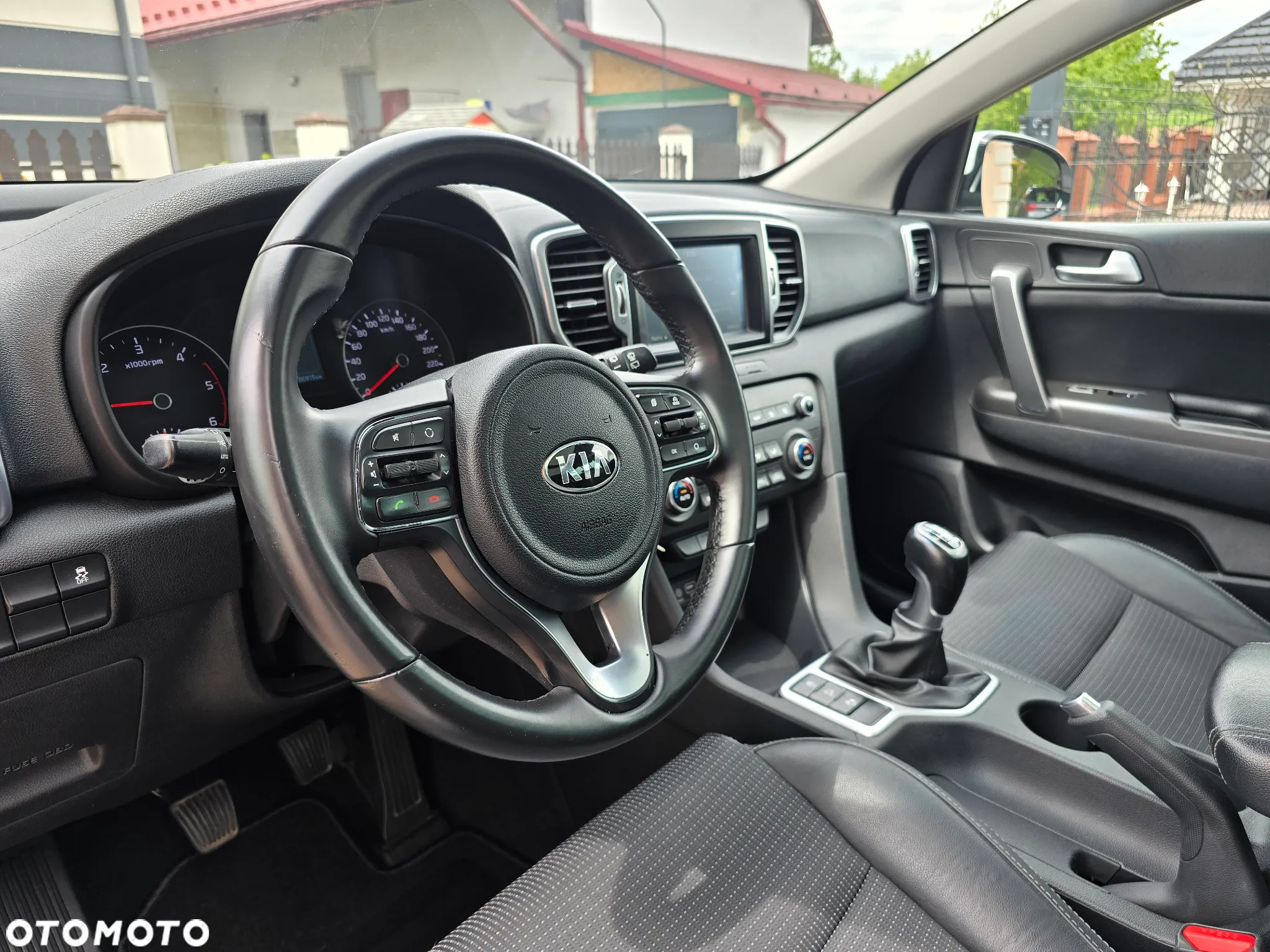 Kia Sportage 1.7 CRDI Business Line L 2WD - 25