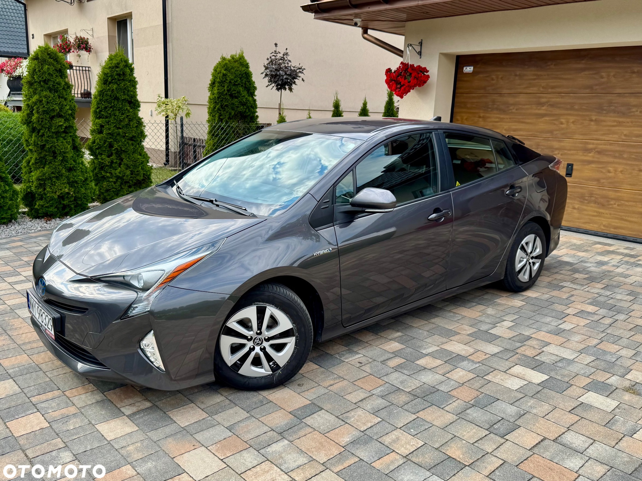 Toyota Prius 1.8 Hybrid Executive - 20