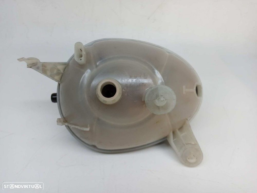 DEPOSÍTO DE EXPANSÃO MERCEDES CLASE C (W205) LIM. C 200 CGI (205.042) - 5