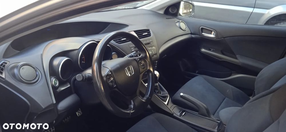 Honda Civic 1.4 i-VTEC Sport - 10