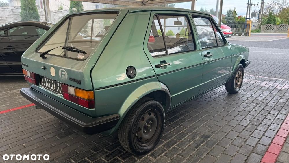 Volkswagen Golf 1.1 - 13