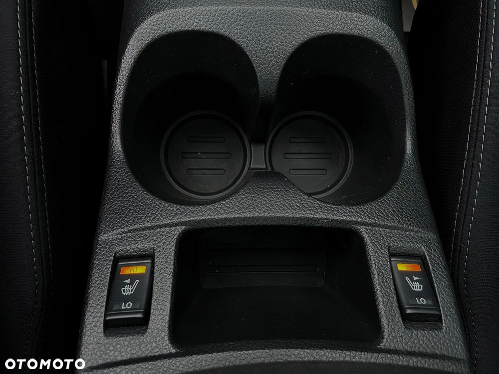 Nissan Qashqai 1.6 DCi Xtronic N-Connecta - 29