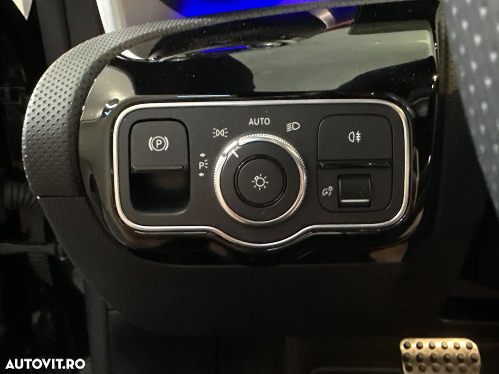 Mercedes-Benz CLA 250 - 16