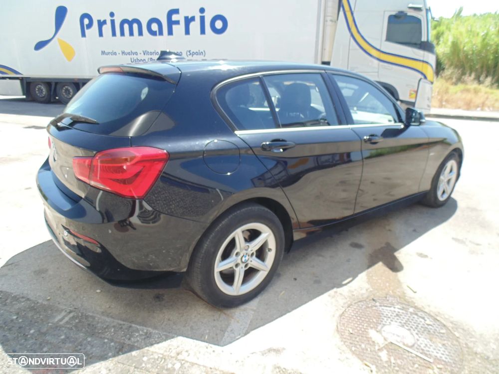 BMW 116 d Line Urban Auto - 9