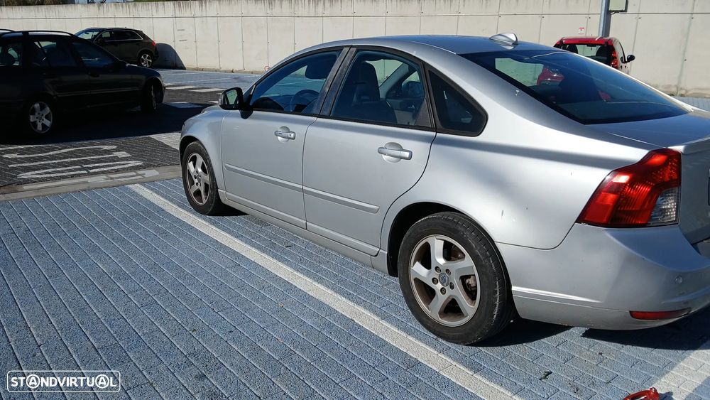 Volvo S40 1.6 D Drive Summum Start/Stop - 1
