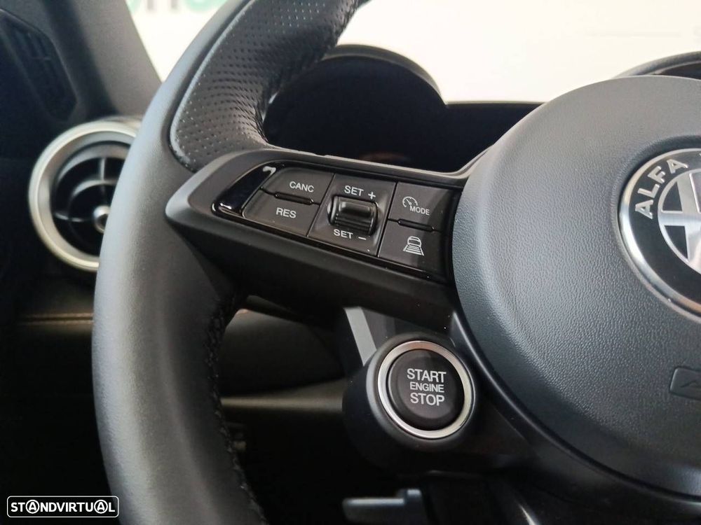 Alfa Romeo Tonale 1.5 Hybrid Sprint - 17