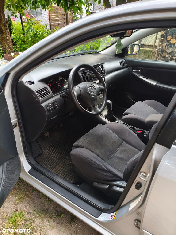 Toyota Corolla 2.0 D-4D Terra - 5