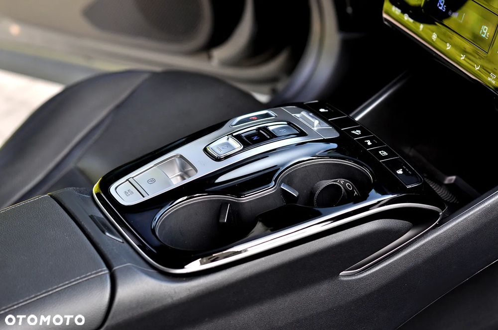 Hyundai Tucson 1.6 T-GDi HEV Platinum 2WD - 32