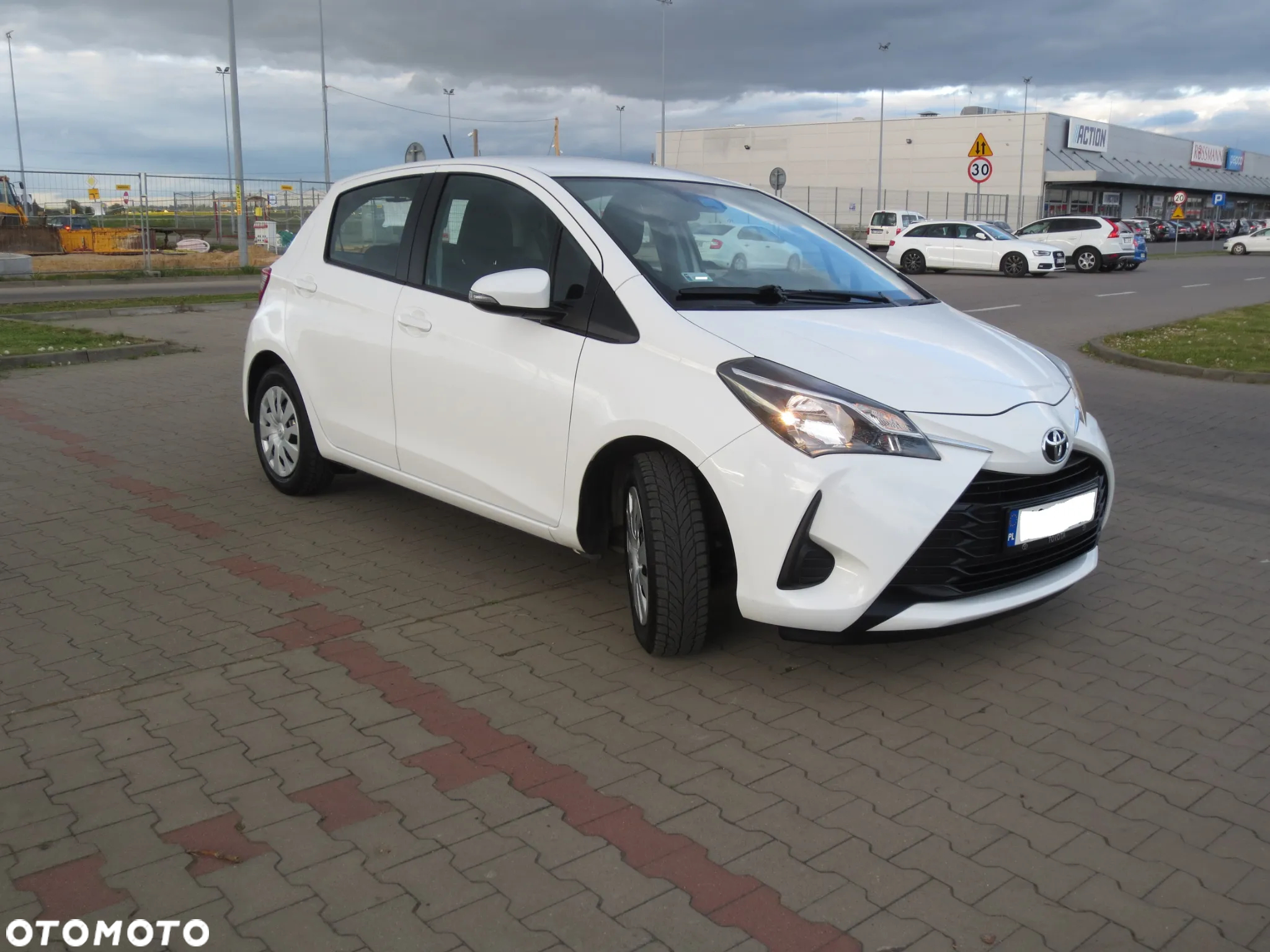 Toyota Yaris - 3