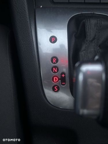 Volkswagen Golf 1.6 DSG Comfortline - 14