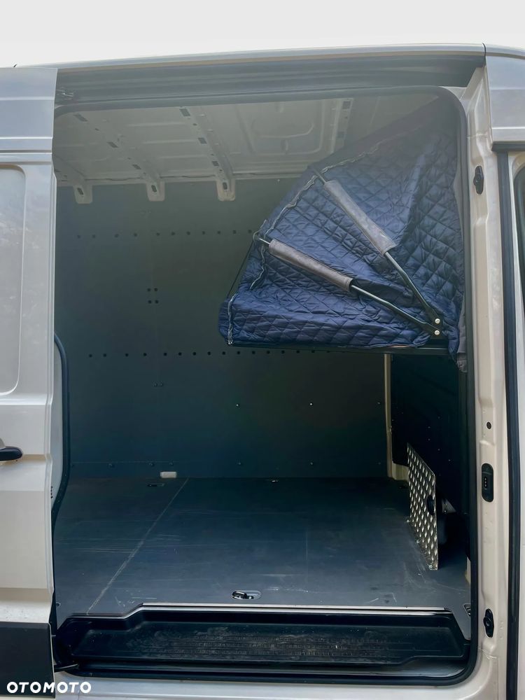 Volkswagen Crafter - 19
