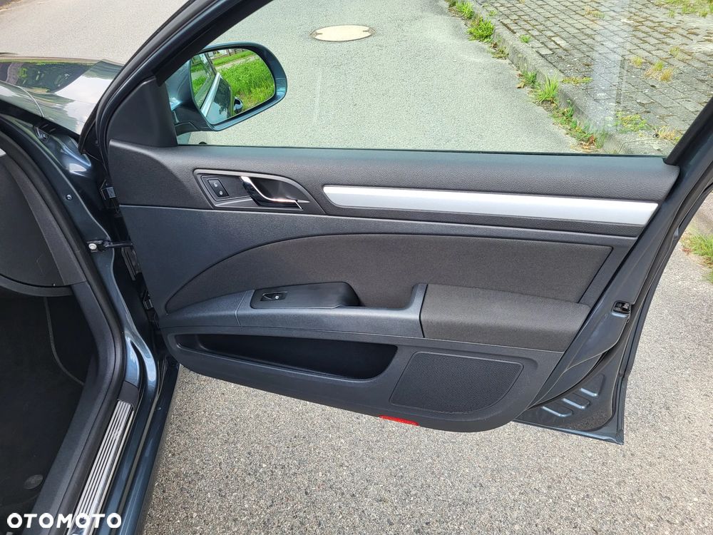 Skoda Superb 2.0 TDI DSG Active - 17