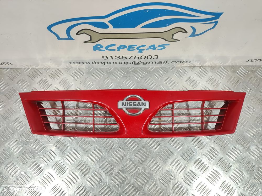 GRELHA CENTRAL FRENTE NISSAN ALMERA I 1 MK1 N15 623100N000 SIMBOLO LOGOTIPO