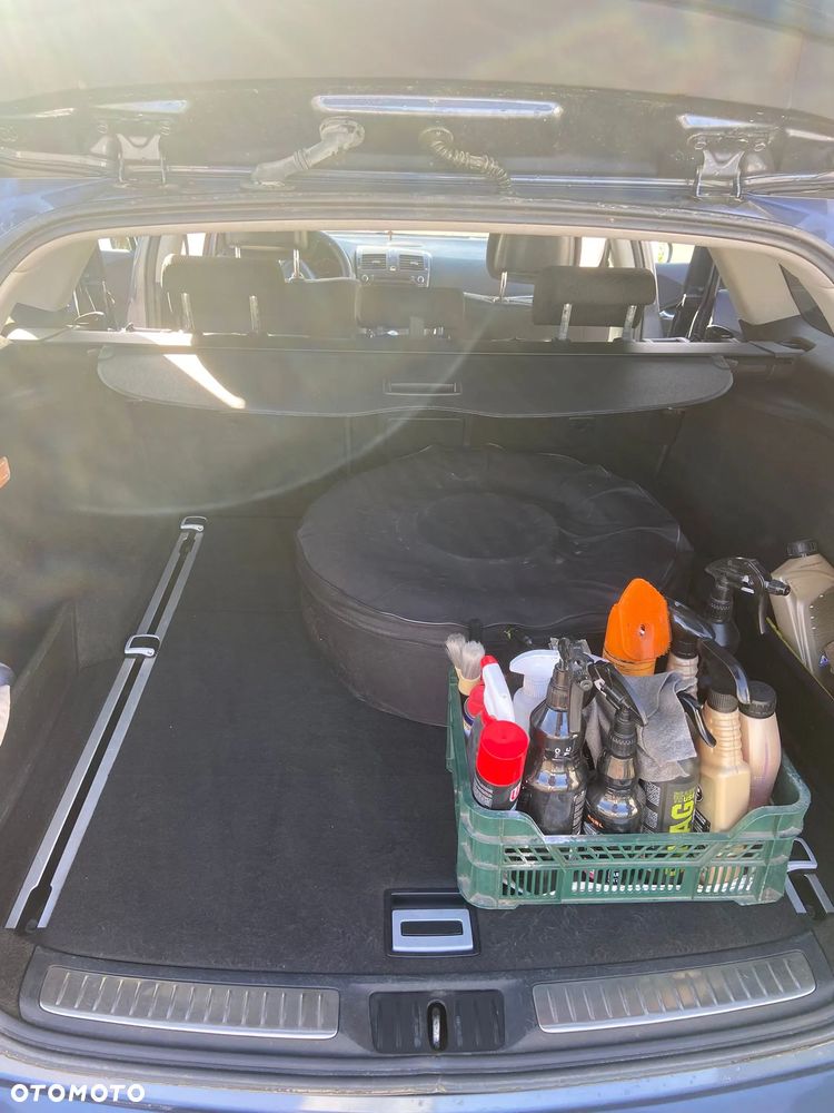 Toyota Avensis Touring Sports 1.8 Comfort - 8