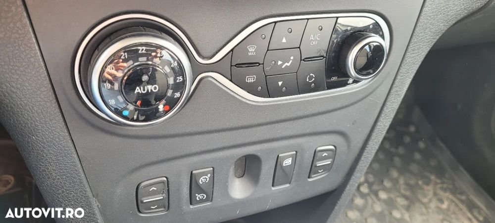 Dacia Logan 0.9 TCe SL Prestige PLUS - 32