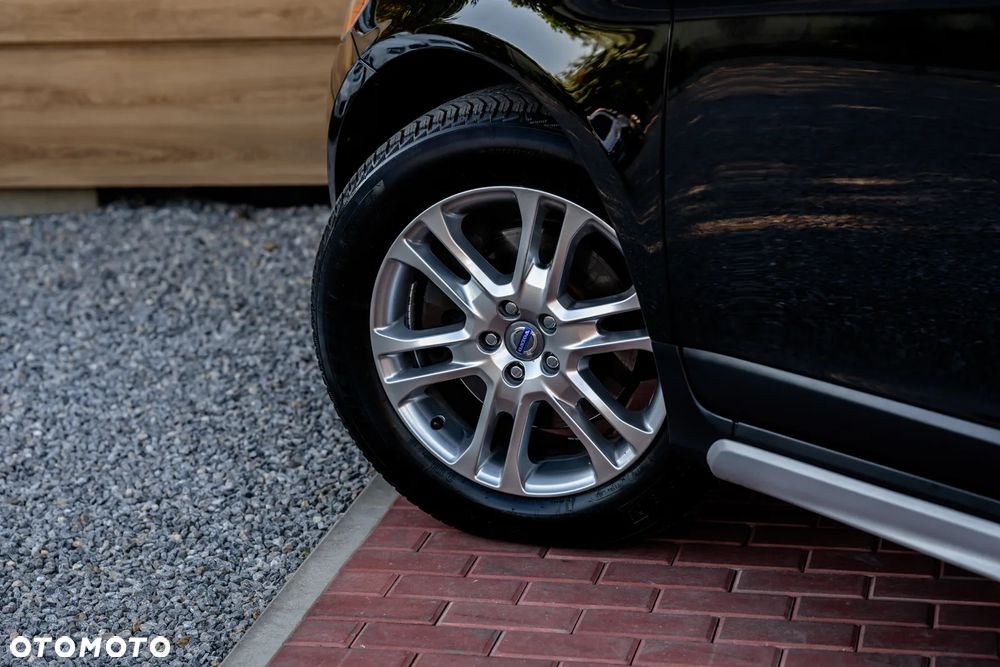 Volvo XC 60 D5 AWD RDesign - 13