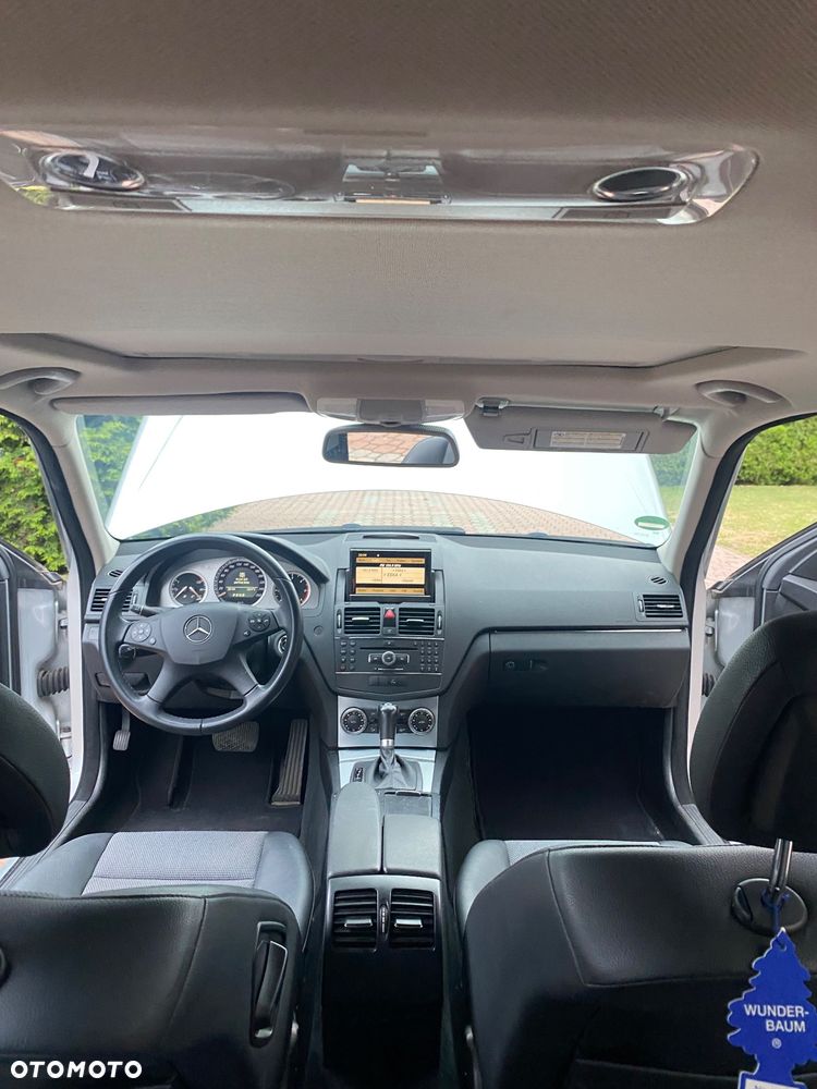 Mercedes-Benz Klasa C 320 CDI Avantgarde 4-Matic - 38