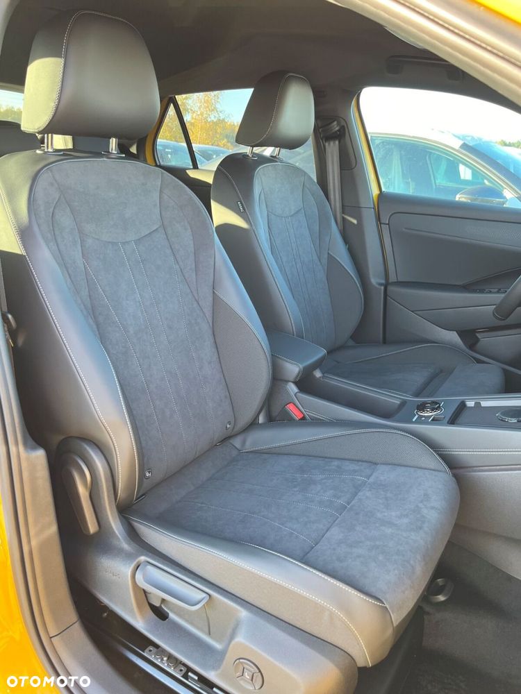 Volkswagen T-Roc 1.5 eTSI Style DSG - 9