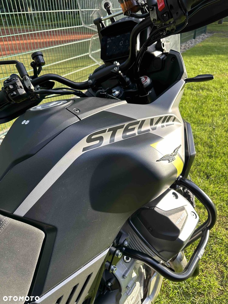 Moto Guzzi Stelvio - 22