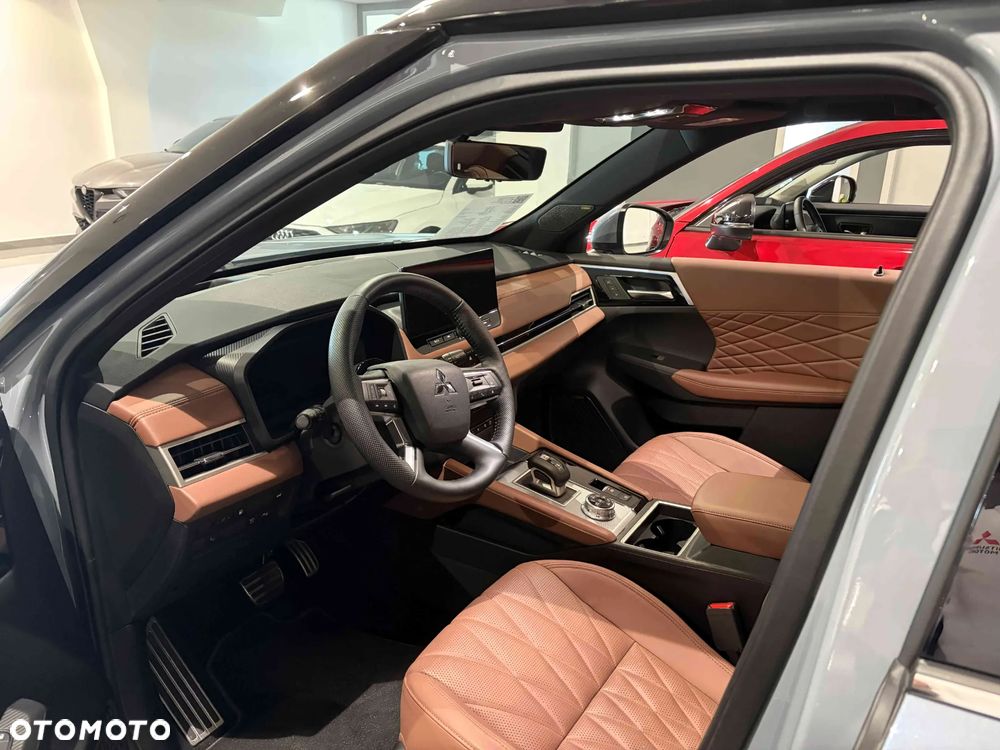 Mitsubishi Outlander Instyle Plus - 5