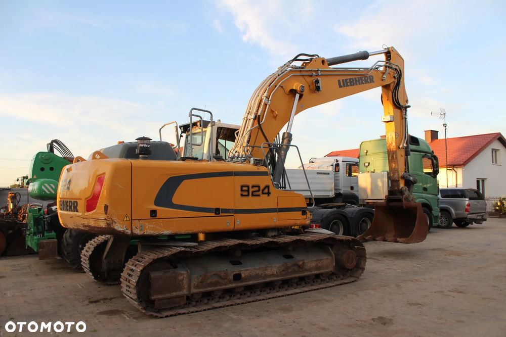 Liebherr R 924 LC z Niemiec - 5