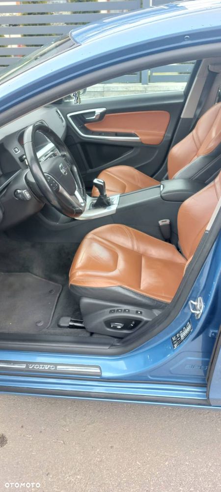 Volvo V60 - 13