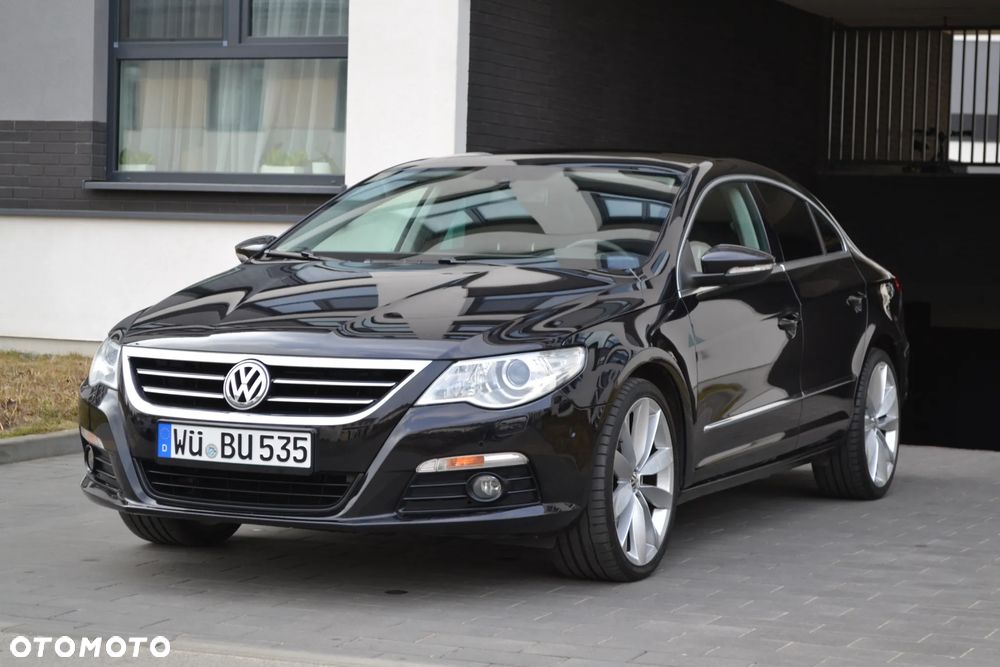 Volkswagen Passat CC - 18