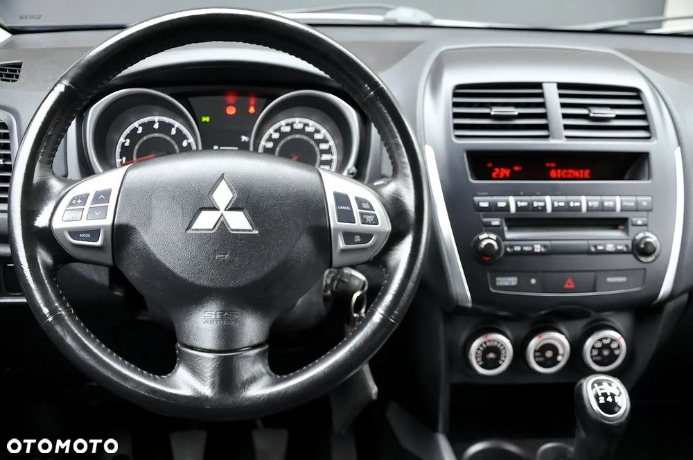 Mitsubishi ASX - 12